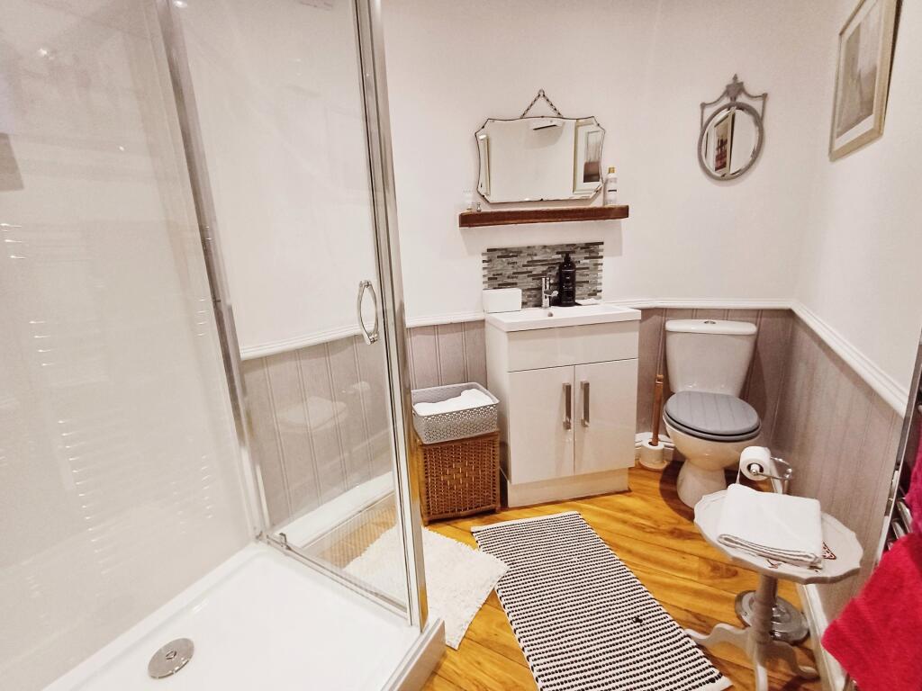 Additional image 20 of Knowle Lane, Bradford, BD12