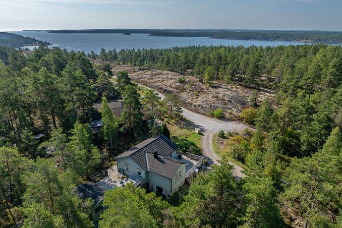 Svalklintebacken 12, Källvik, Västerviks kommun