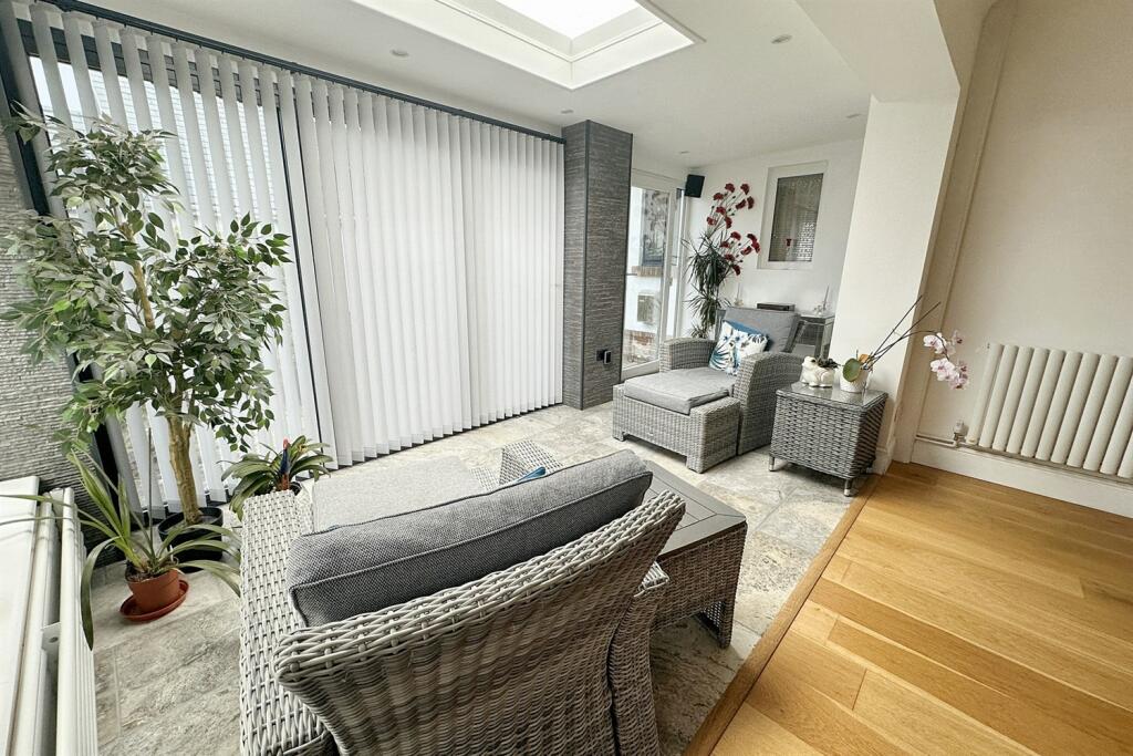 Additional image 7 of Muscliffe