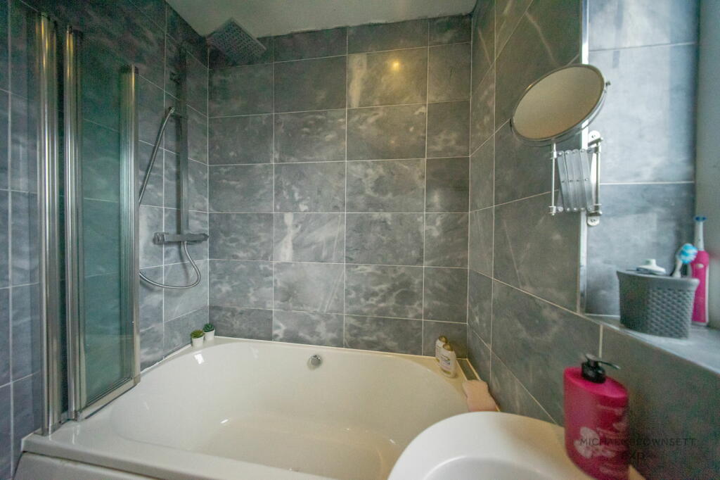 Additional image 15 of Larch Hill Crescent, Bradford, BD6 1DS