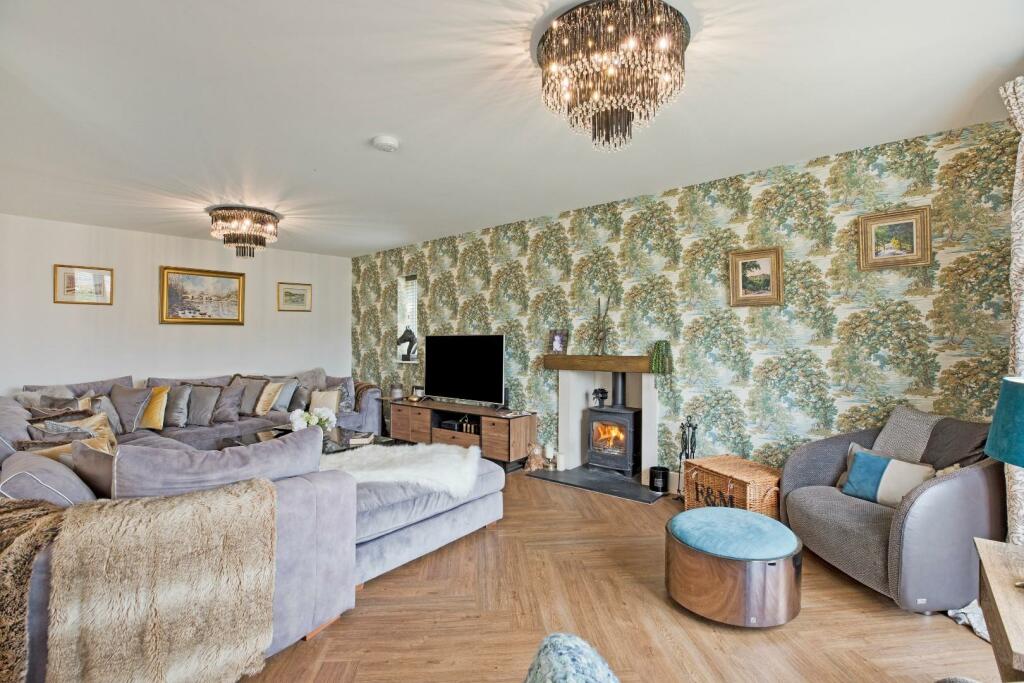 Additional image 3 of Bolton Close, Silsden