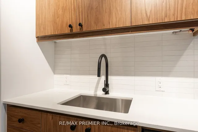 Additional image 7 of 9 Tecumseth St Unit 212