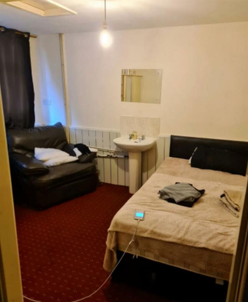 Additional image 4 of Mannville Terrace, Bradford