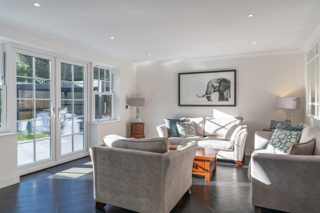 Additional image 3 of Lilliput Road, Lilliput