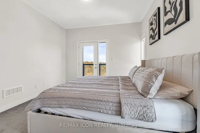 Additional image 27 of 261 Woodbine Ave Unit 68