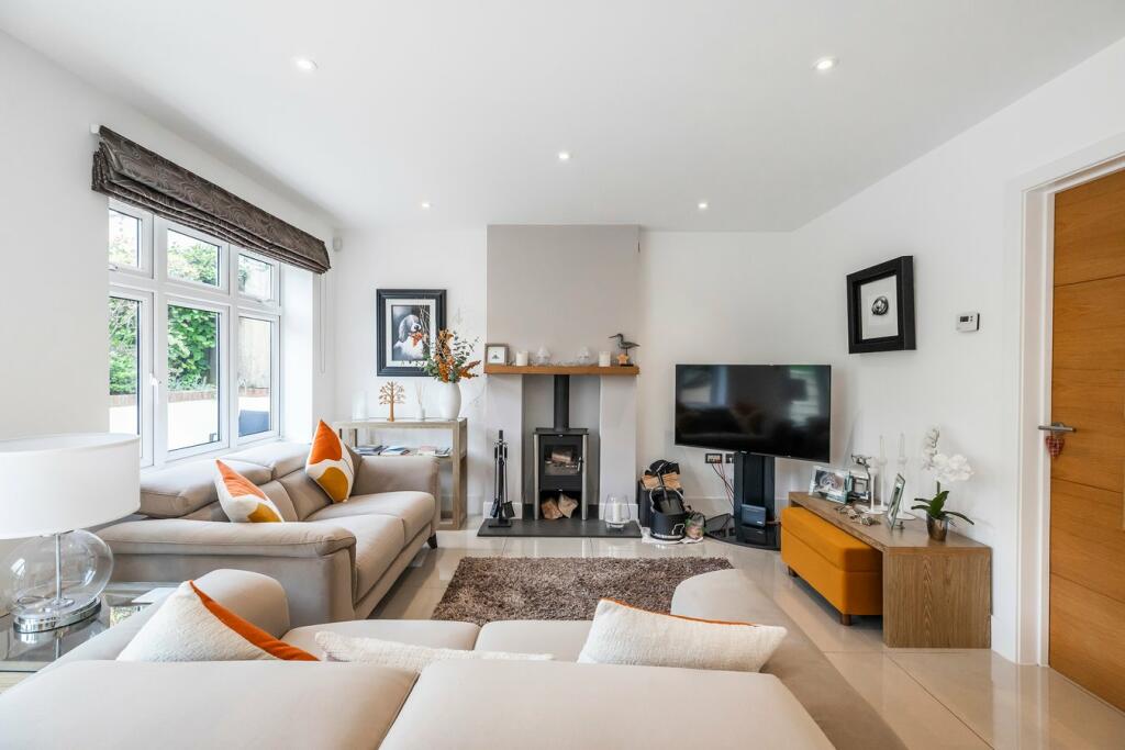 Primary image of 37a Bingham Avenue, Lilliput, Poole, BH14