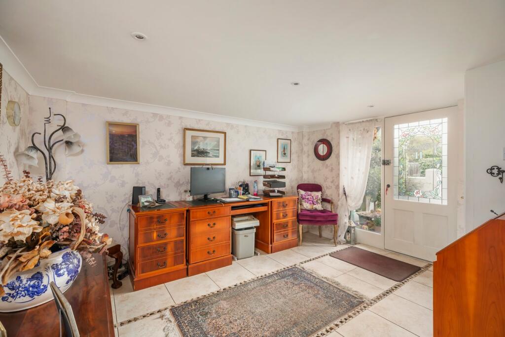 Additional image 31 of Whitecliff Road, Poole, BH14