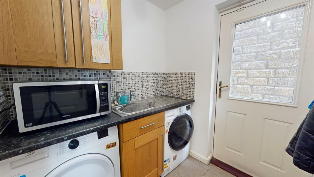 Additional image 10 of Swan Avenue, Bingley