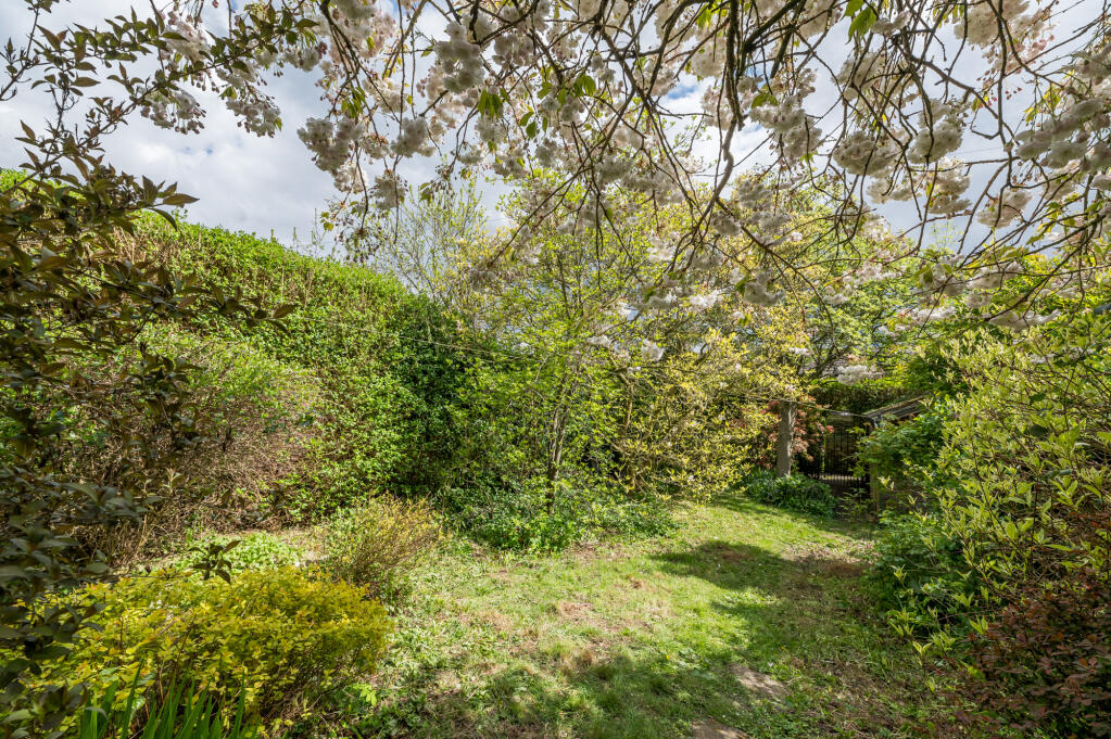 Additional image 20 of Warren Terrace, Gilstead, Bingley, BD16