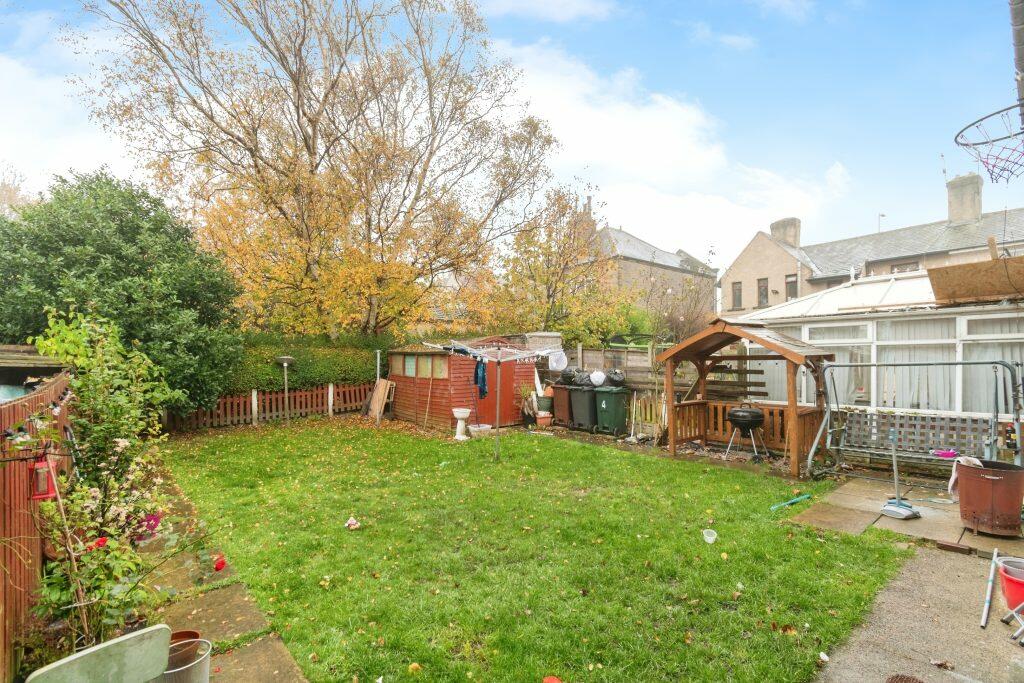 Additional image 11 of Scholemoor Ave, Bradford, BD7 2RX