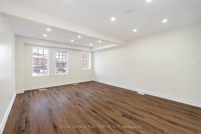 Additional image 7 of 10 Spadina Rd