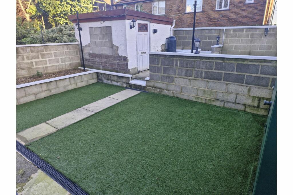 Additional image 16 of Peverell Close, Bradford, BD4