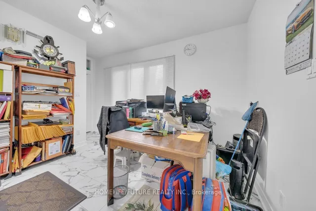 Additional image 9 of 52 Lamont Ave