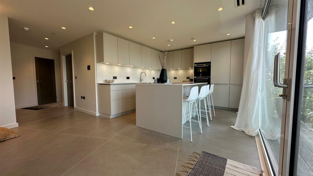 Additional image 5 of Banks Road, Sandbanks