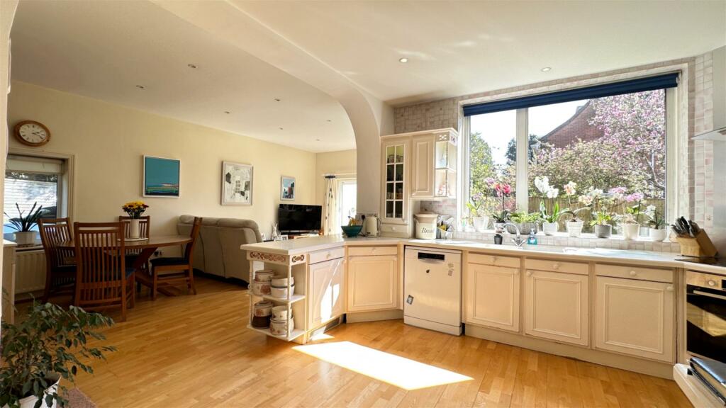 Additional image 6 of Ettrick Road, Branksome Park