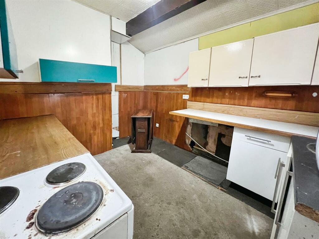 Additional image 13 of Cutler Heights Lane, Bradford, BD4 9LE