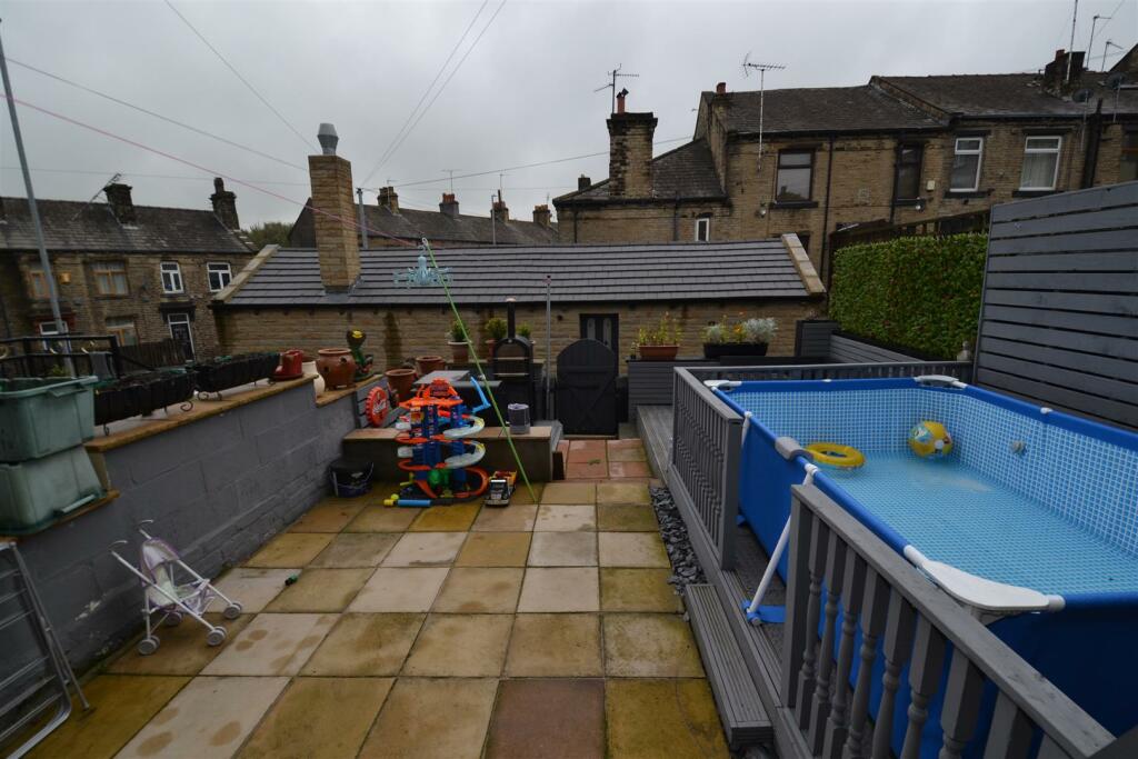 Additional image 12 of Cross Street, Oakenshaw, Bradford