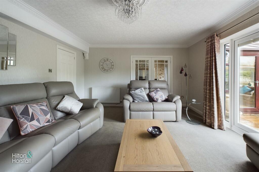 Additional image 4 of Barn Field Close, Colne