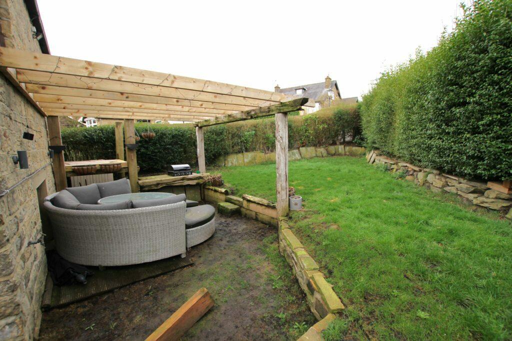 Additional image 17 of 3 Bedroom House for Sale – 61 Gilstead Lane, Gilstead, Bingley, BD16 3NL