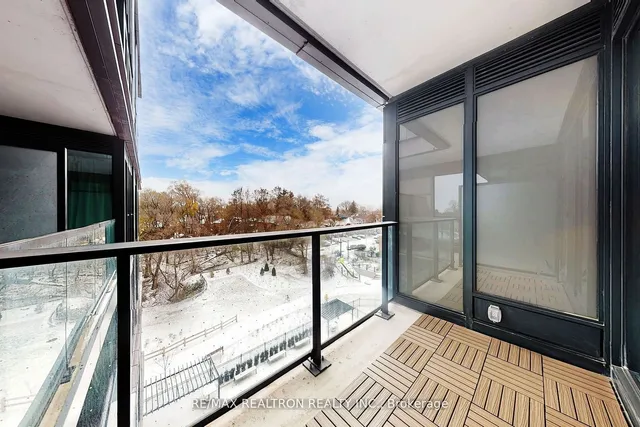 Additional image 9 of 250 Lawrence Ave Unit 501