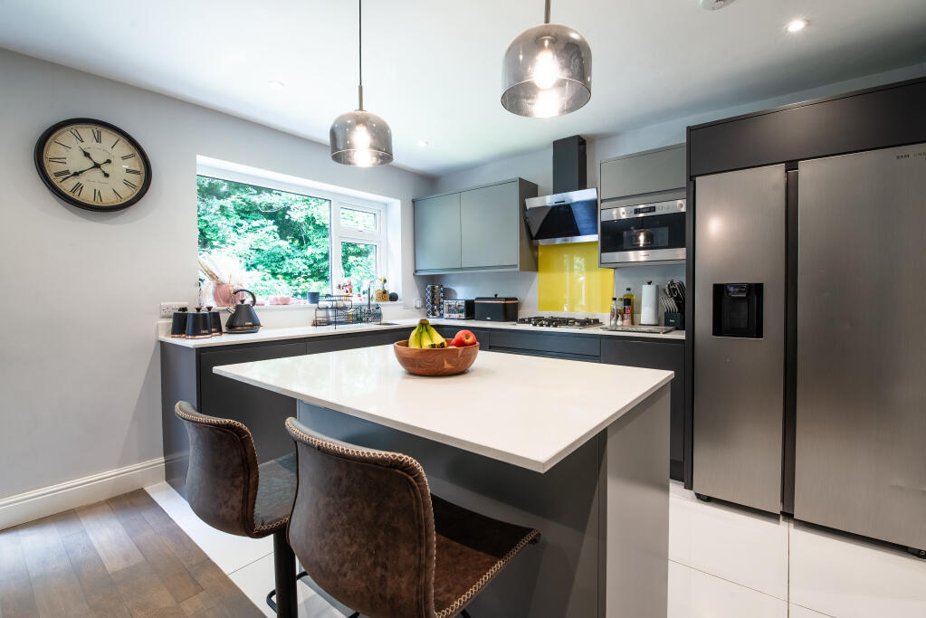 Additional image 16 of Oakwood Drive, Bingley, West Yorkshire, BD16