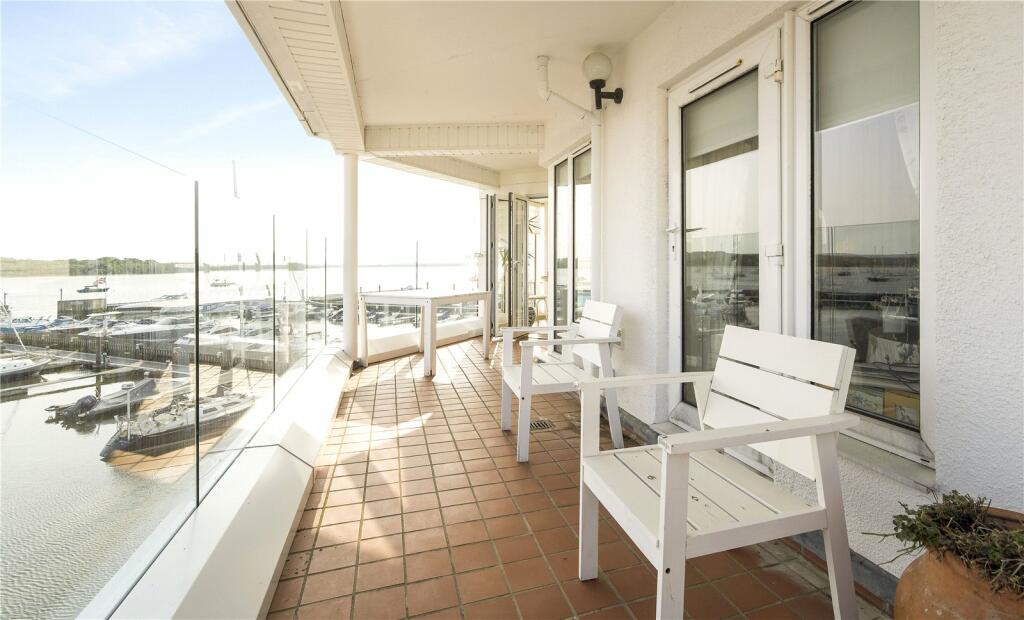 Additional image 15 of Lake Avenue, Hamworthy, Poole, Dorset, BH15