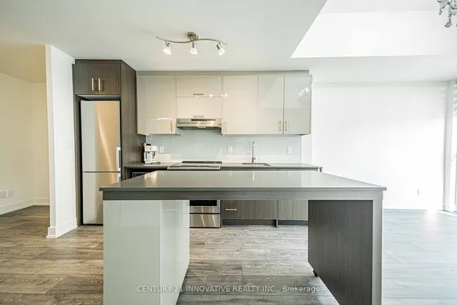 Additional image 3 of 180 Fairview Mall Dr Unit 517