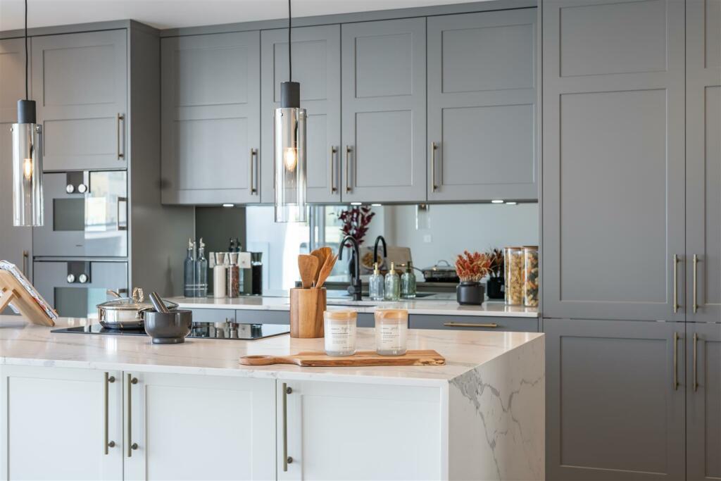 Additional image 7 of Salterns Way, Lilliput