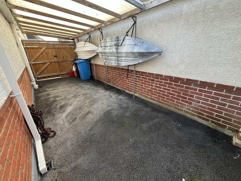 Additional image 21 of Stanley Green Road