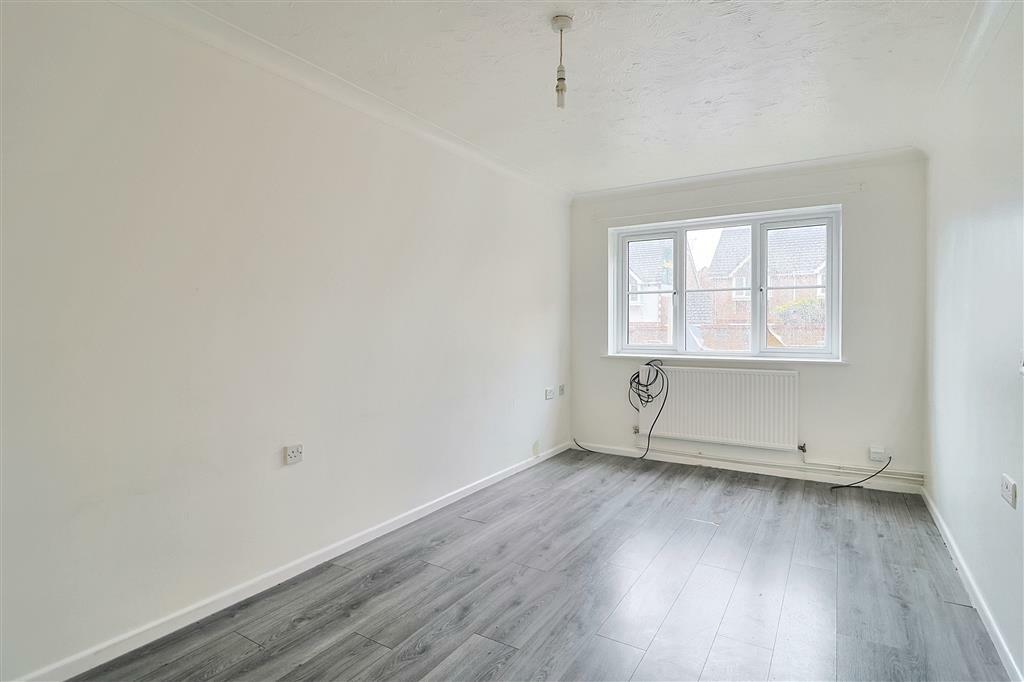 Additional image 5 of Uplyme Close, POOLE