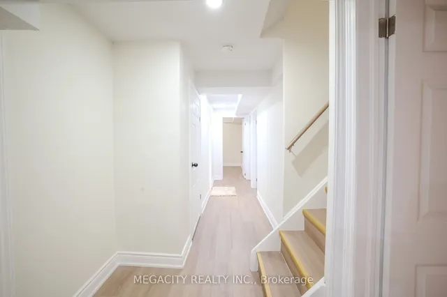 Additional image 13 of 7800 Priory Cres