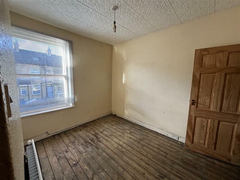 Additional image 8 of 12 Avenue Road, Bradford, West Yorkshire, BD5 8DB