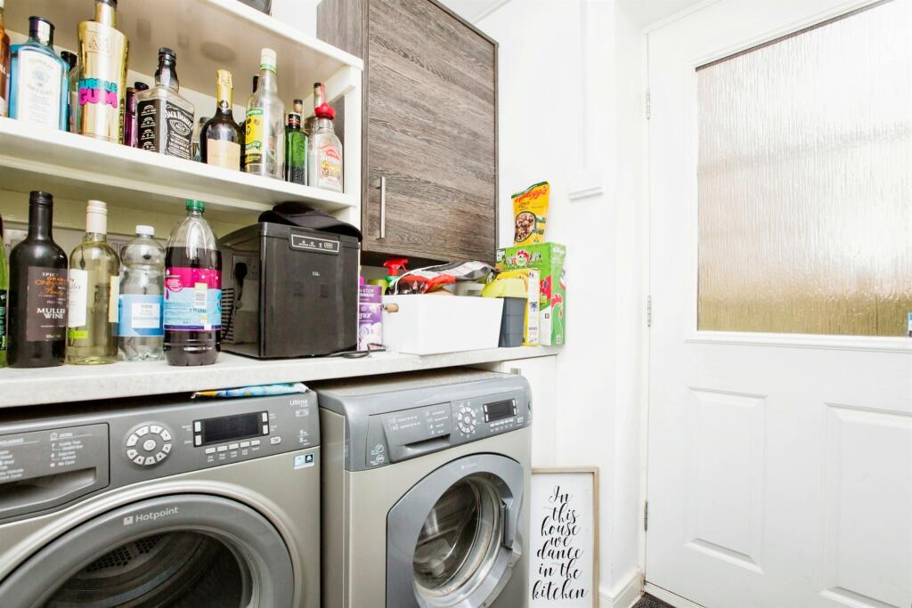 Additional image 7 of Far Hunger Hill Close, Queensbury, Bradford