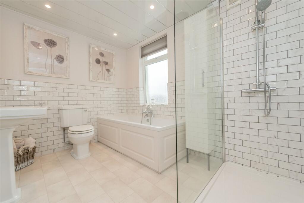 Additional image 15 of West View, Birkenshaw, Bradford, West Yorkshire, BD11