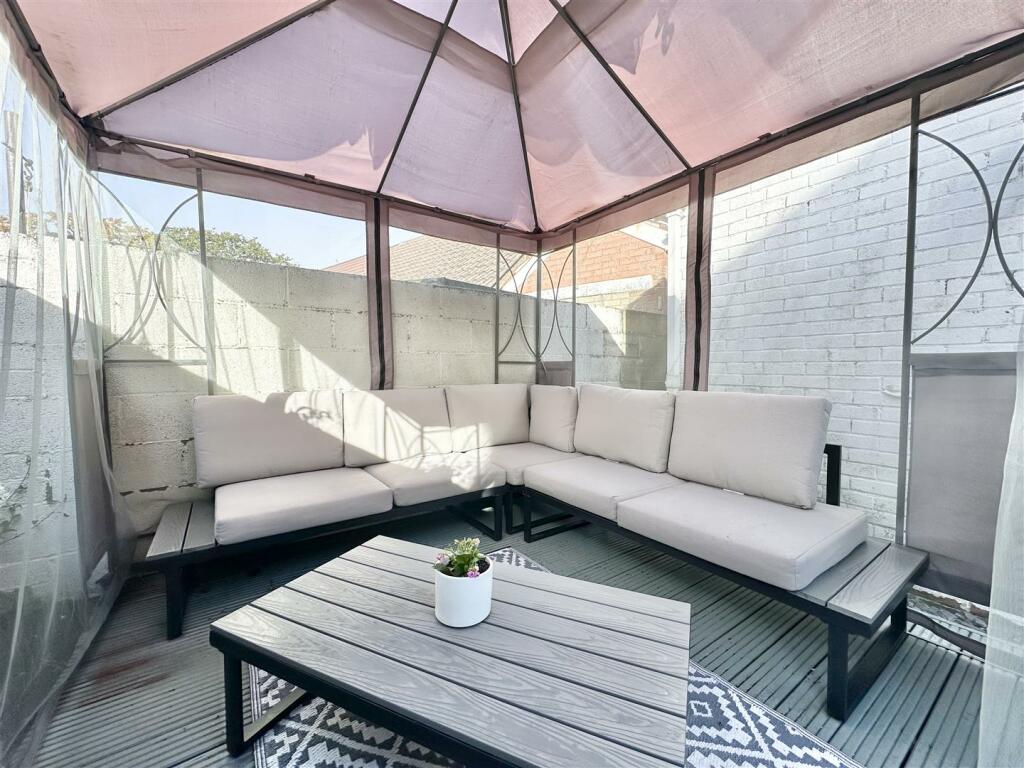 Additional image 17 of Pinewood Close, Poole