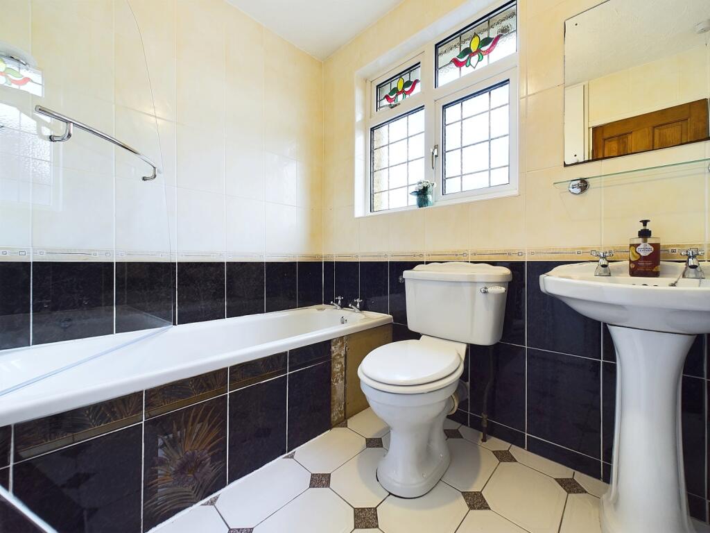 Additional image 10 of 3 Westminster Drive, Clayton, Bradford, BD14 6SL