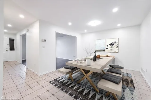 Additional image 5 of 482 Berkindale Dr