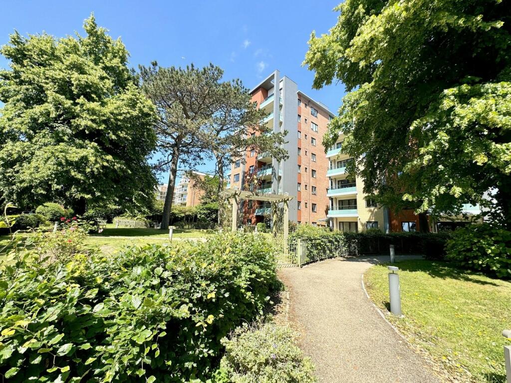 Additional image 17 of Parkstone Road, Poole, BH15