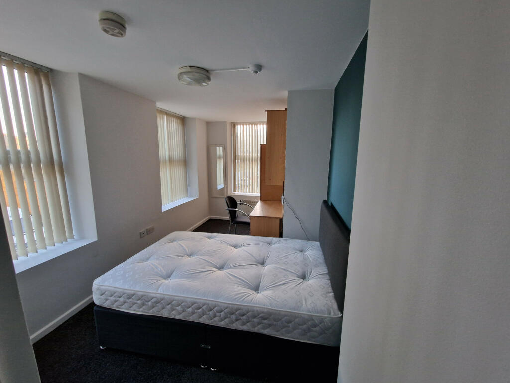 Additional image 3 of 16 Longside Lane (On Campus), Bradford, BD7