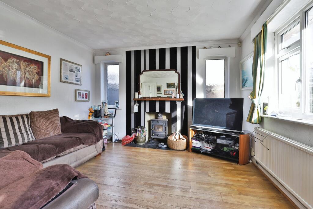 Additional image 2 of Frensham Close, BOURNEMOUTH, Dorset, BH10