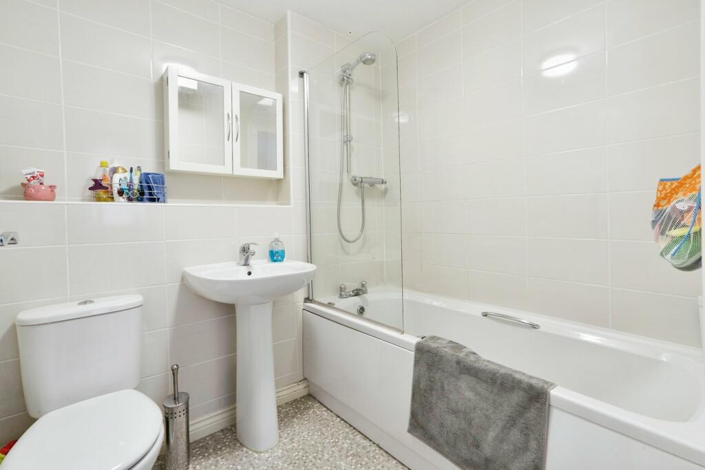 Additional image 10 of Redbrook Way, Bradford, BD9