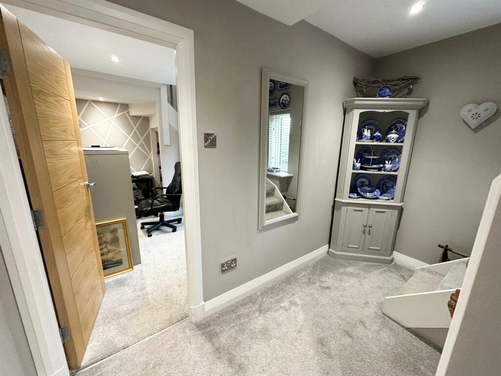 Additional image 24 of Ladymead, Glenlyon Avenue, Keighley