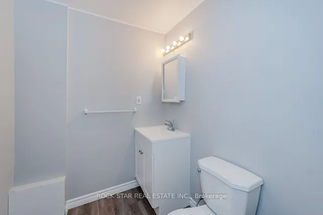 Additional image 25 of 55 West Acres Cres