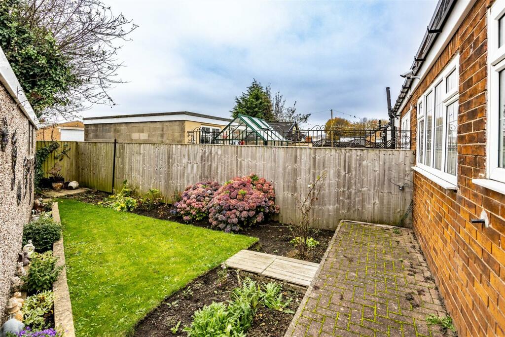 Additional image 13 of Tyersal Lane, Bradford