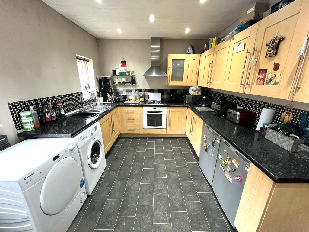 Additional image 4 of King Street, BRADFORD