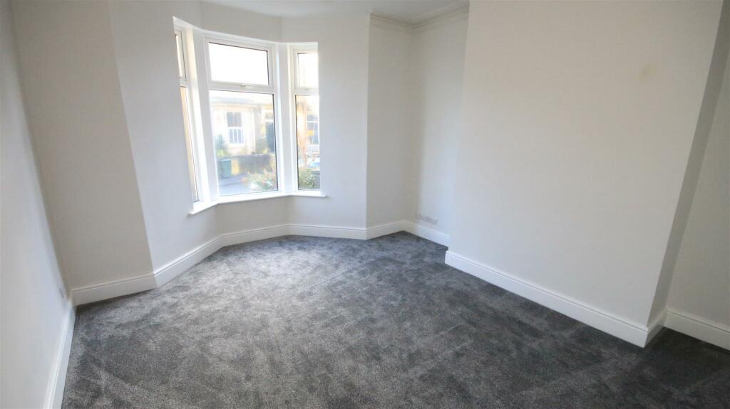 Additional image 3 of Oakleigh Road, Clayton, Bradford