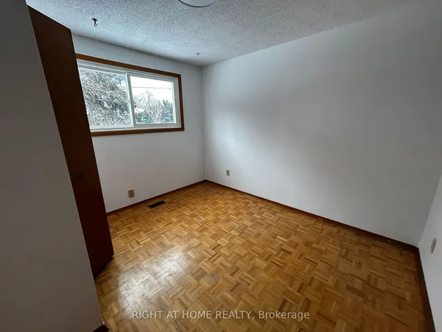 Additional image 11 of 106 Belwood Cres