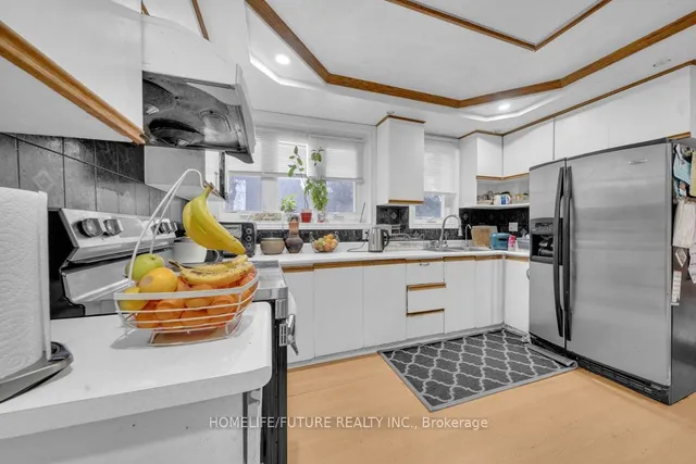 Additional image 16 of 52 Lamont Ave