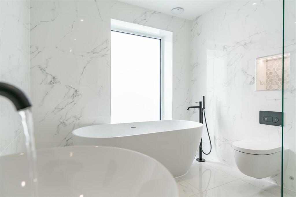 Additional image 17 of Salterns Way, Lilliput