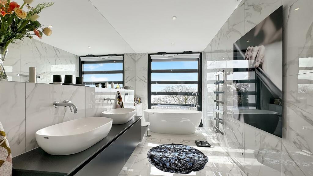 Additional image 9 of Whitecliff Road, Whitecliff